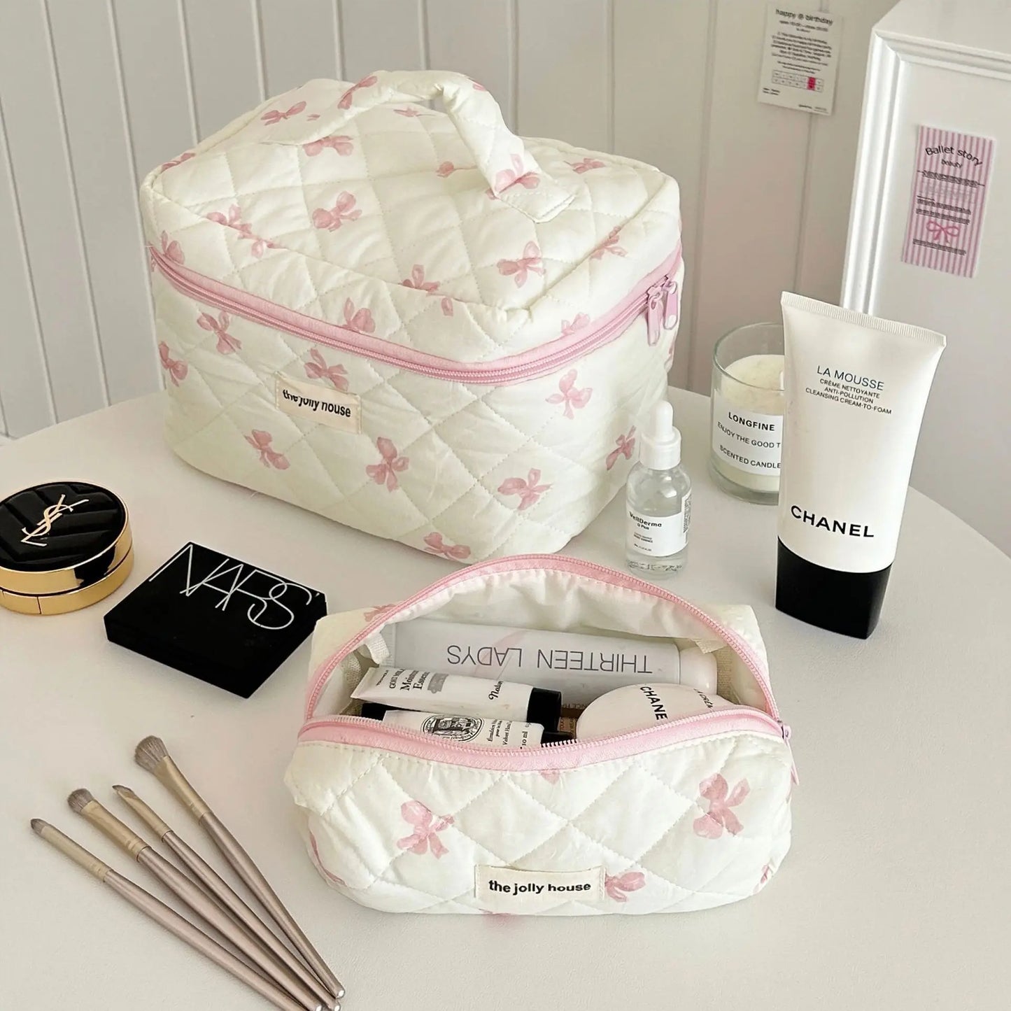 White pink&blue bow cosmetic travel pouches