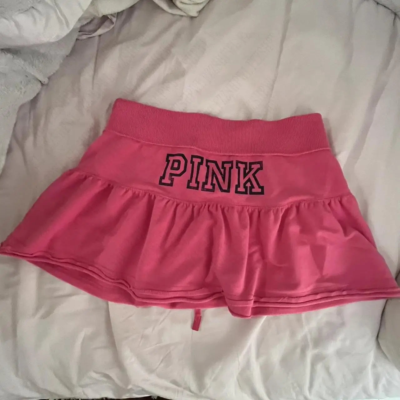 Y2K pink velvet mini skirt