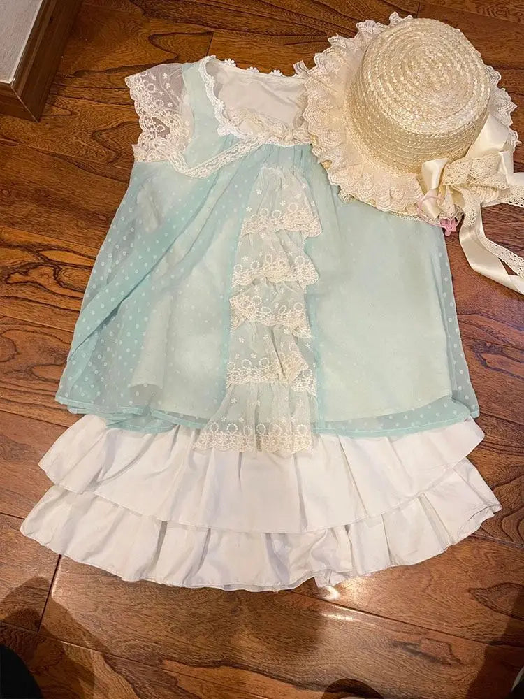Beachy love life set