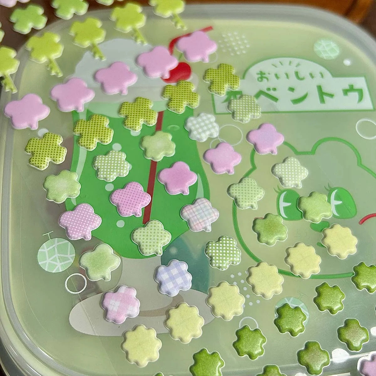 Lucky 3D clover stickers