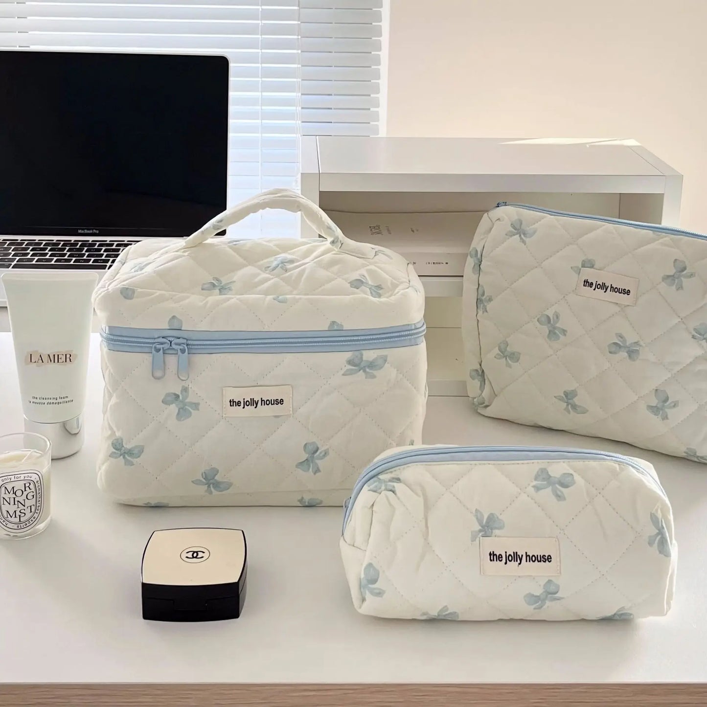 White pink&blue bow cosmetic travel pouches