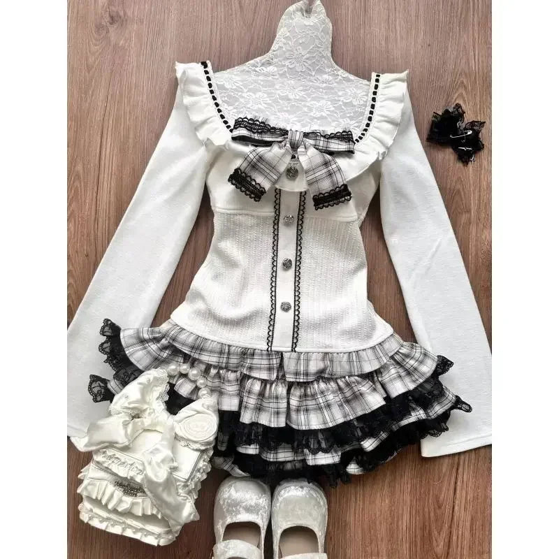 White horror protagonist uniform set