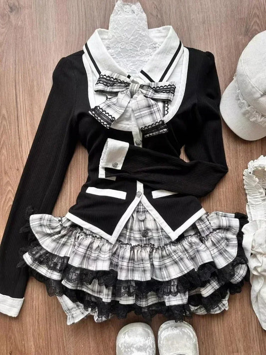 Horror protagonist uniform set black white
