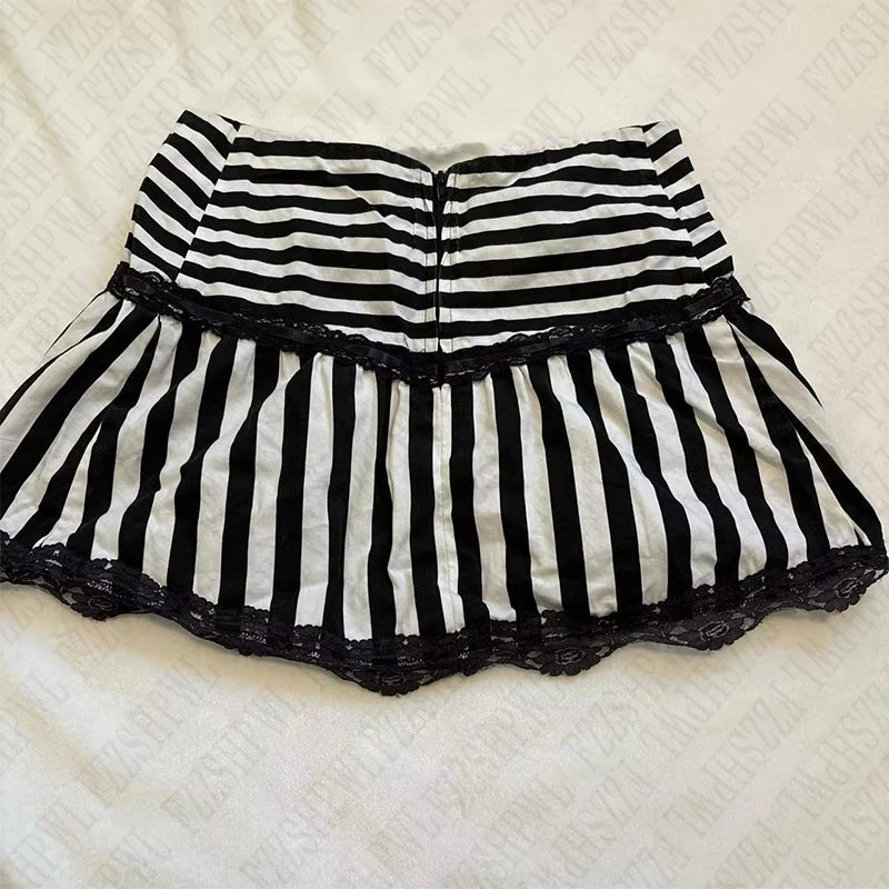 Striped bow skirt